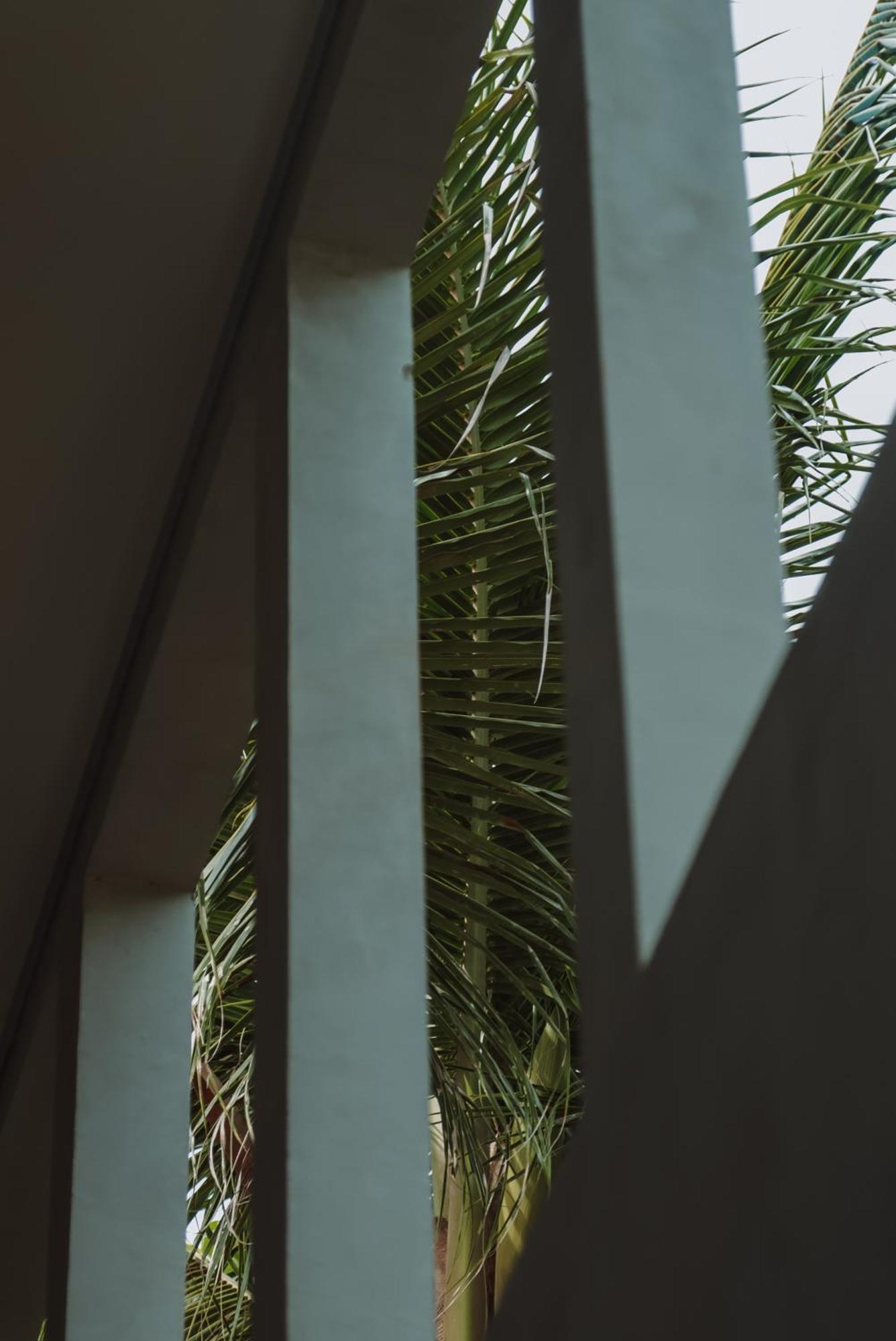 Luau Hotel グアジル エクステリア 写真