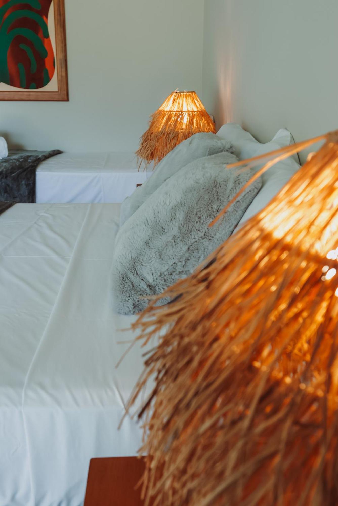 Luau Hotel グアジル エクステリア 写真